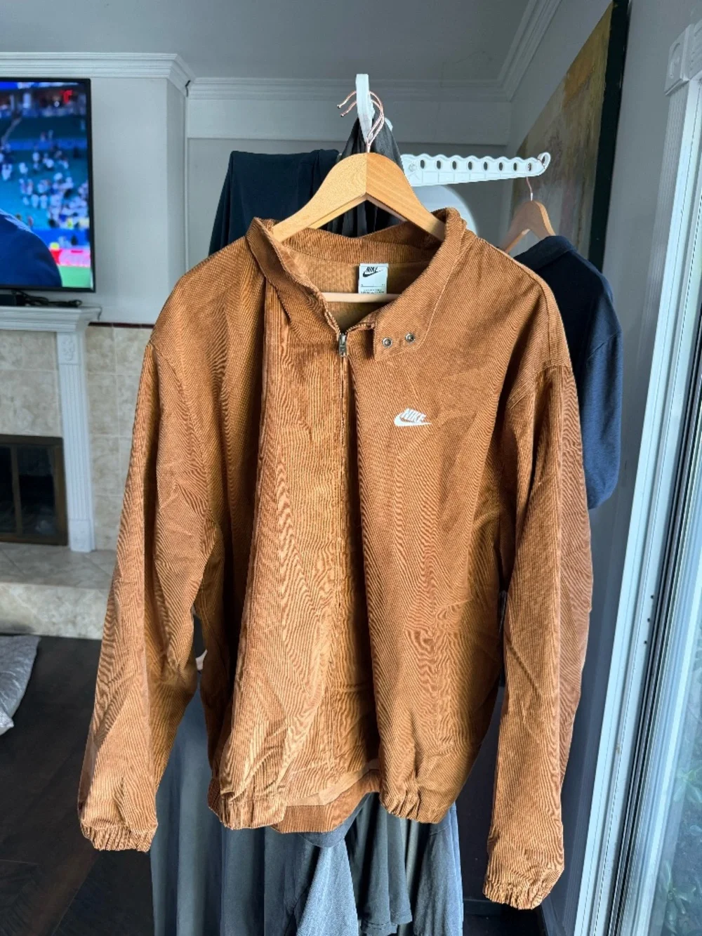 NIKE MEN'S CORDUROY JACKET (XL)
